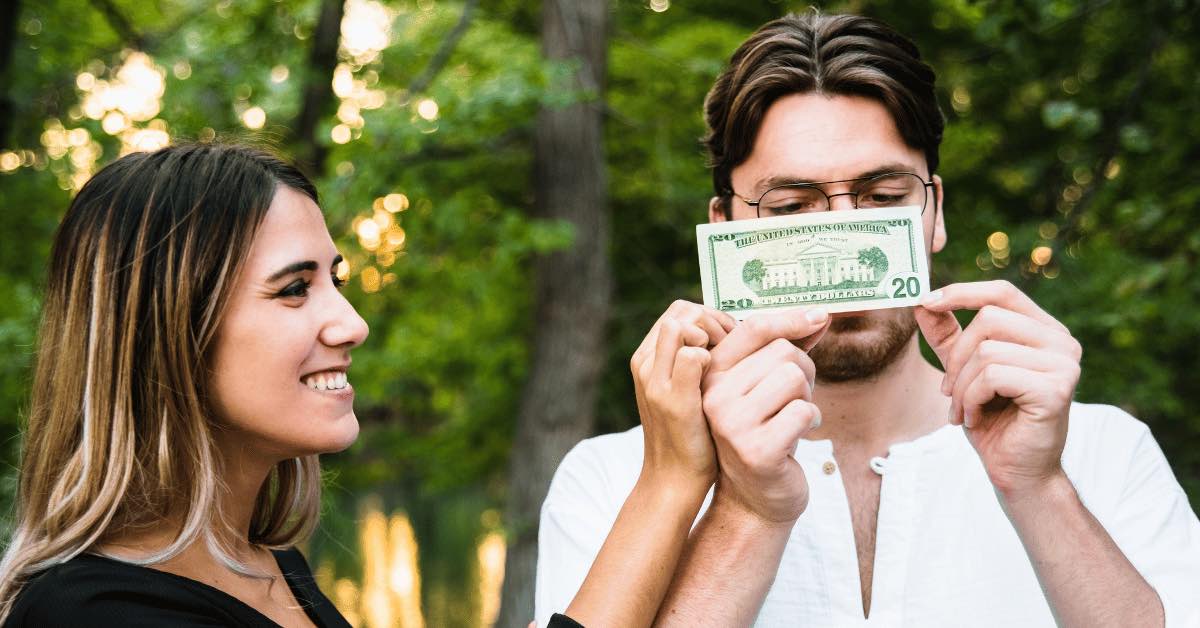 10 Consejos para llevar con éxito las finanzas en pareja