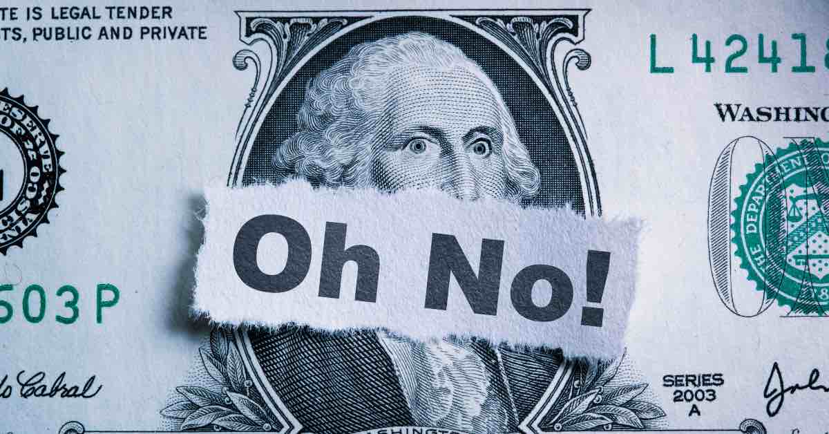 3 Errores financieros que debes evitar a toda costa con tu dinero